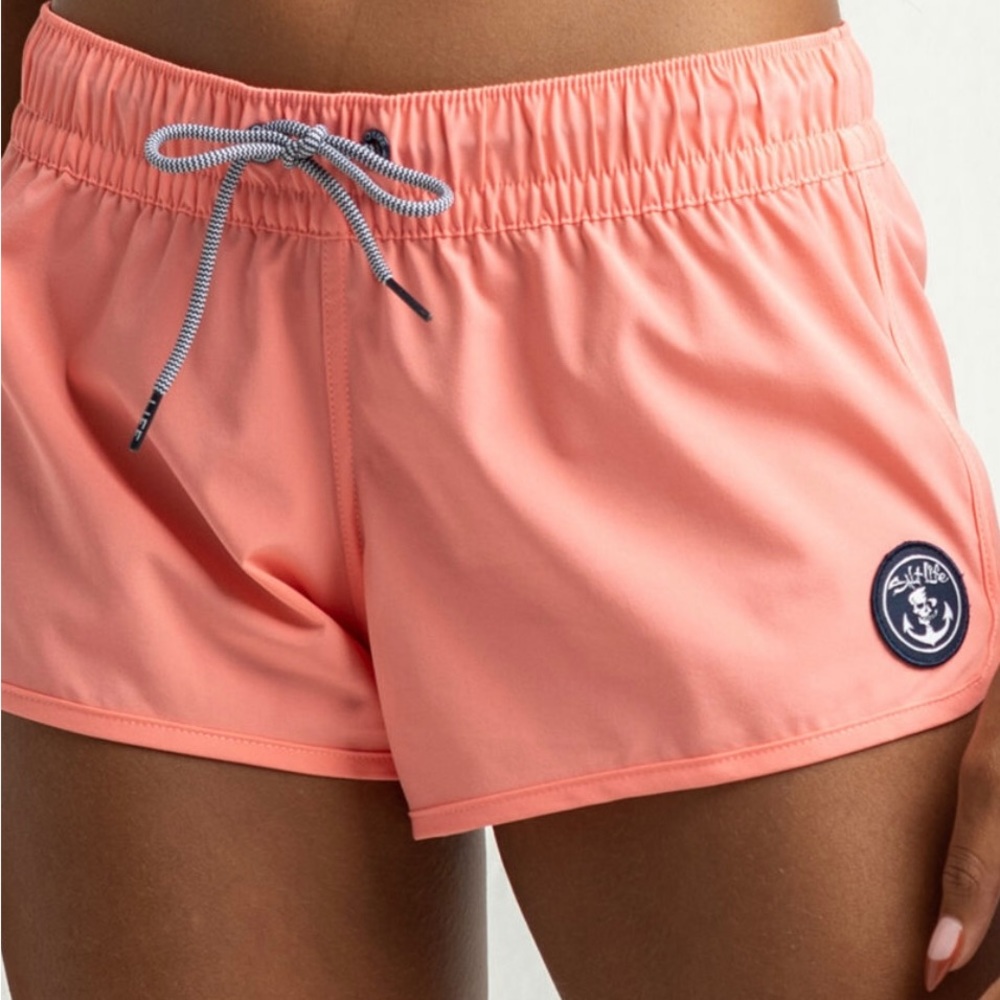 Salt Life Good Daze Volley Short!
